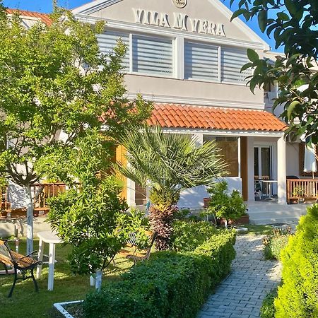 Vila M Vera Rooms With Kitchen And Apartments Durrës 外观 照片