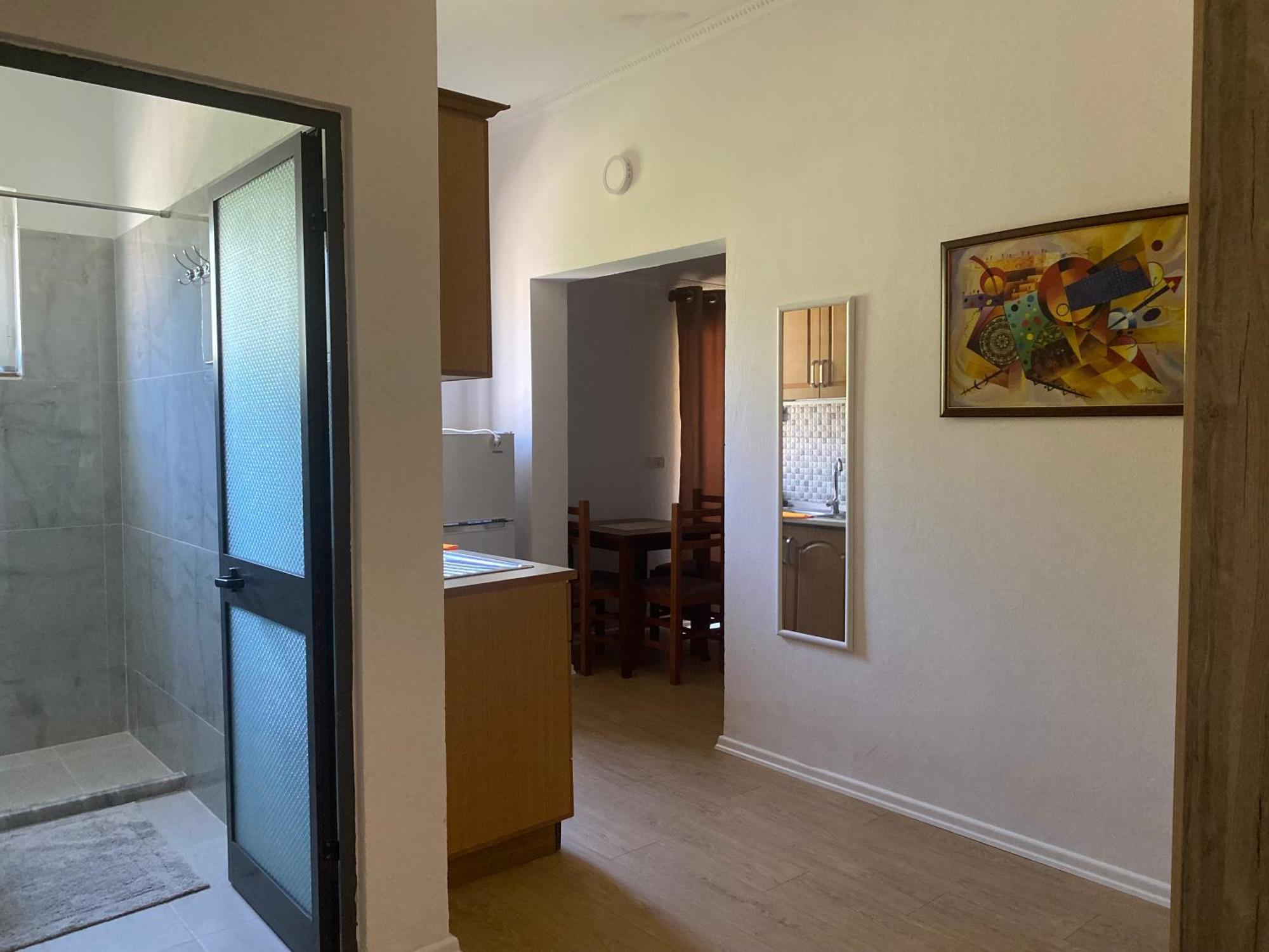 Vila M Vera Rooms With Kitchen And Apartments Durrës 外观 照片